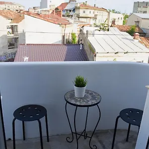 Metropole Old Town Апартаменты Бухарест