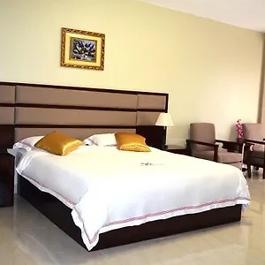 **** Otel Hillside Plaza Uganda